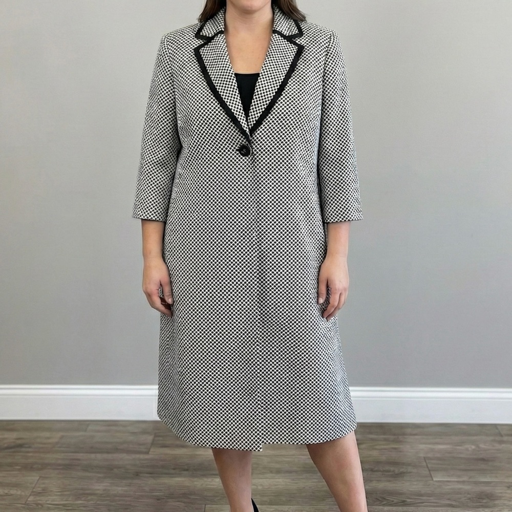 Kasper Black White Geometric Long Blazer Jacket Coat Sz 16 Career Office EUC